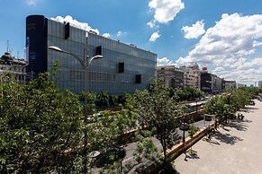 Holt - Welcome to the Jungle