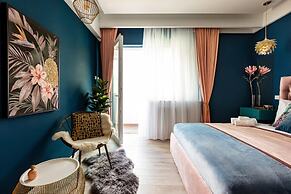 Holt - Welcome to the Jungle