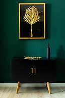 Holt - Welcome to the Jungle