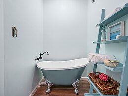 Aly-kat's Flip Flop Flat