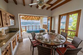 Pacífica Grand Zihuatanejo