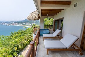 Pacífica Grand Zihuatanejo