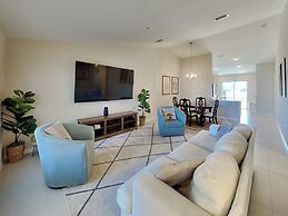 Sea Breeze Lake Villa Unit B