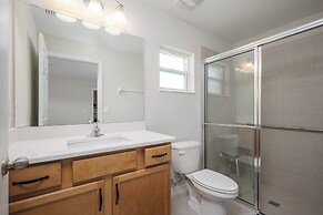 Sea Breeze Lake Villa Unit B