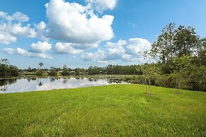 Sea Breeze Lake Villa Unit B