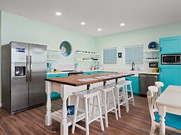 Summer's Little Bay Getaway