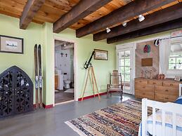 The House of 5 Porches