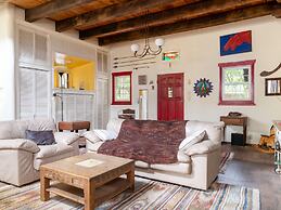 The House of 5 Porches