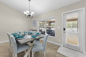 Whispering Palms Villa