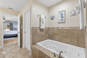 Whispering Palms Villa