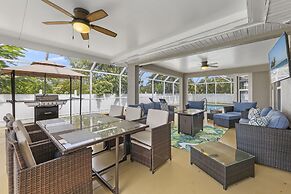 Whispering Palms Villa