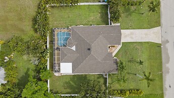 Whispering Palms Villa