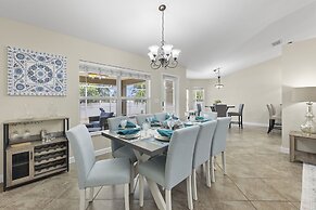 Whispering Palms Villa