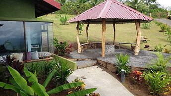 Cabañas Caeli Rainforest Glass Cabin La Perezosa La Fortuna