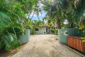 Tropical Retreat - Private Pool, Steps To Beach 2 Bedroom Villa by Red