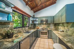 Tropical Retreat - Private Pool, Steps To Beach 2 Bedroom Villa by Red