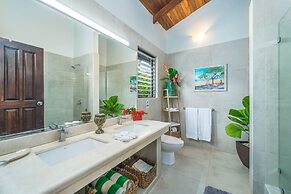 Tropical Retreat - Private Pool, Steps To Beach 2 Bedroom Villa by Red