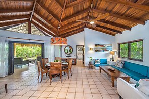 Tropical Retreat - Private Pool, Steps To Beach 2 Bedroom Villa by Red