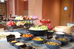 The Quarter Ratchathewi by UHG