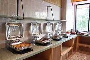 The Quarter Ratchathewi by UHG