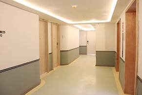 The Quarter Ratchathewi by UHG