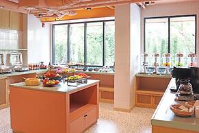 The Quarter Ratchathewi by UHG