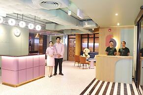 The Quarter Ratchathewi by UHG