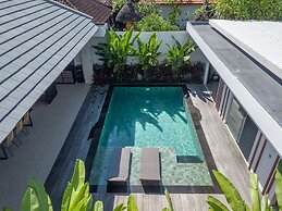 Villa Lys by Alfred in Bali