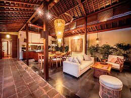 Bumbak Park by Nakula