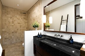 Bumbak Park by Nakula