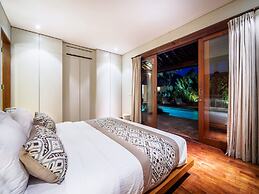 Bumbak Park by Nakula