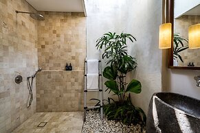 Bumbak Park by Nakula