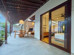 Bumbak Park by Nakula