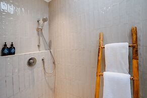 Bumbak Park by Nakula