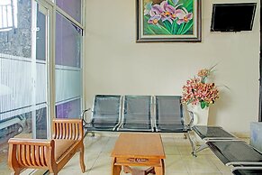 SPOT ON 92905 Sutomo Residence Syariah Near Taman Tugu Padang Area