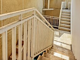 SPOT ON 92916 Batu Mas Homestay Syariah