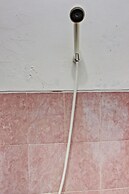 SPOT ON 92916 Batu Mas Homestay Syariah