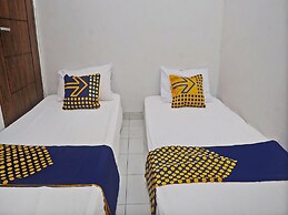 SPOT ON 92916 Batu Mas Homestay Syariah