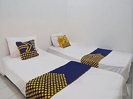 SPOT ON 92916 Batu Mas Homestay Syariah