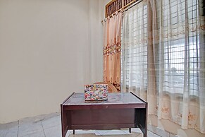 OYO 92928 Lavina Guesthouse