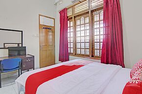 OYO 92928 Lavina Guesthouse