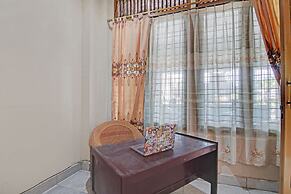 OYO 92928 Lavina Guesthouse