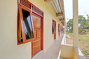 SPOT ON 92930 Syifa Guest House Syariah