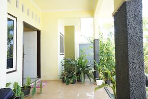 SPOT ON 92992 Kost Amantu