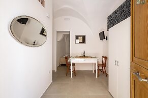 3482 Vico dei Mille by Barbarhouse