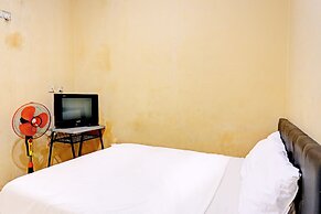 SPOT ON 92923 Toyo Homestay Syariah