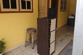 SPOT ON 93005 Berkah Kedawung Syariah Near Fakultas Farmasi Universita