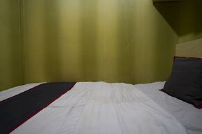 Collection O 92981 Apartemen The Jarrdin By Gold Suites PropertyNearST