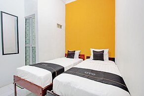 Capital O 92929 Hotel New Tirta Kencana Syariah