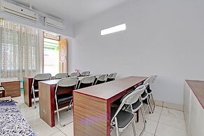 Capital O 92929 Hotel New Tirta Kencana Syariah